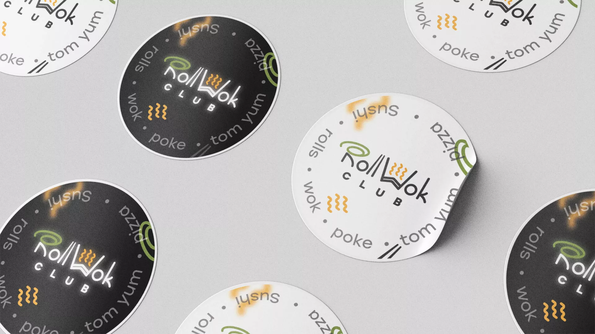 Разработка наклеек для суши-бара «Roll Wok Club» в Сольвычегодске