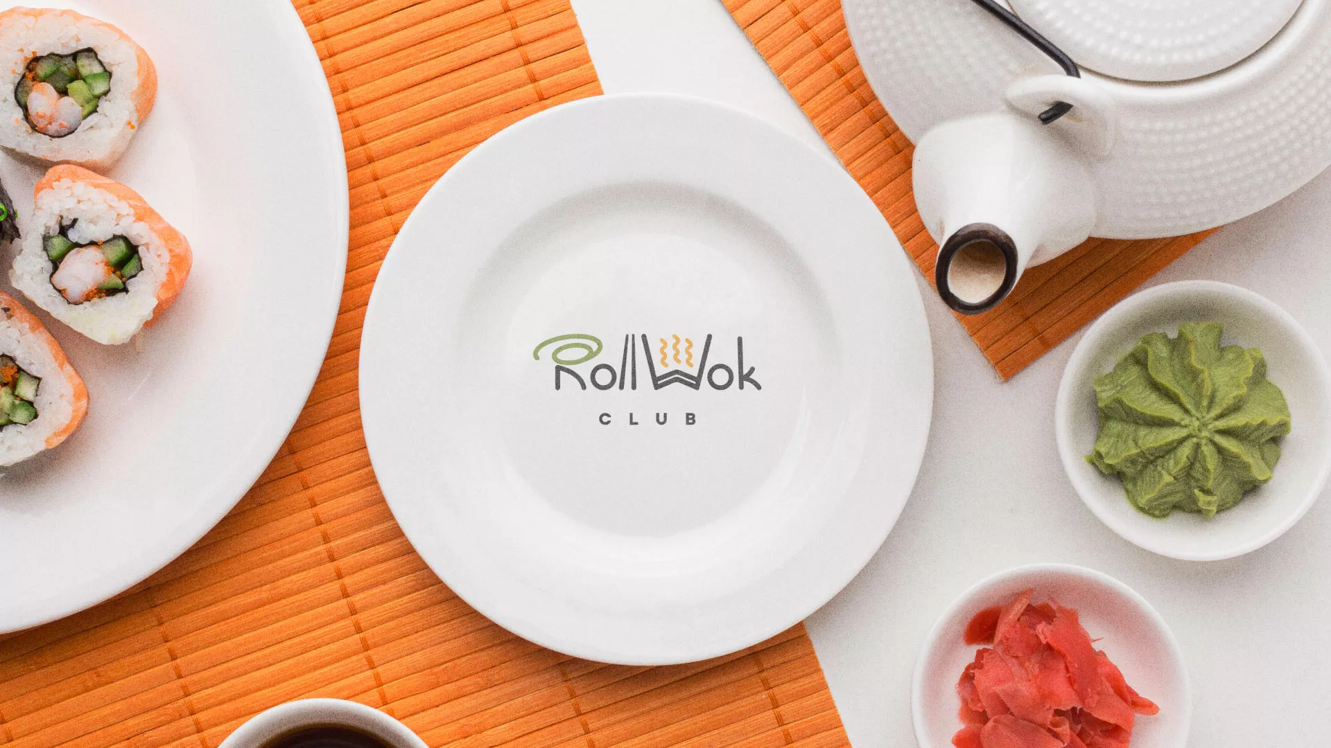 Разработка логотипа и фирменного стиля в Сольвычегодске для суши-бара «Roll Wok Club» Разработка логотипа и фирменного стиля в Сольвычегодске для суши-бара «Roll Wok Club»